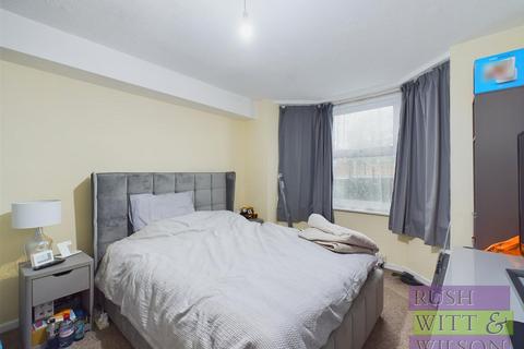 1 bedroom flat for sale, Queens Road, Hastings