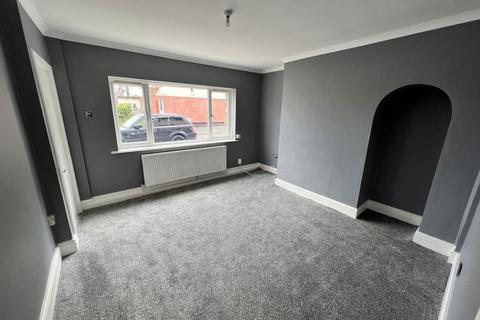 2 bedroom terraced house to rent, Moor Road, Featherstone, WF7