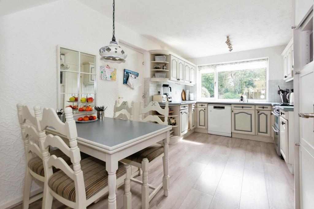 Kitchen Breakfast Room.jpg