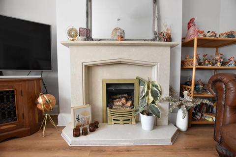 89 Burringham Road, Scunthorpe, DN17 2DF