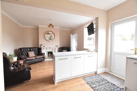 89 Burringham Road, Scunthorpe, DN17 2DF