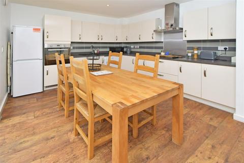 11 Higher Croft Drive, Crewe, CW1 4FT