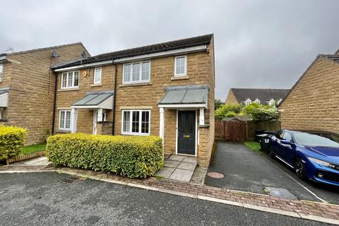 3 bedroom end of terrace house to rent, Lysander Way, Cottingley, Bingley, West Yorkshire, BD16