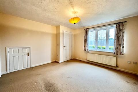 3 bedroom end of terrace house to rent, Lysander Way, Cottingley, Bingley, West Yorkshire, BD16