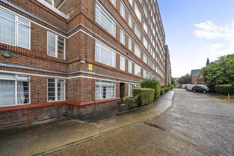 1 bedroom flat for sale, Balham High Road, Balham