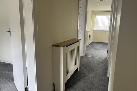 2 bedroom flat to rent, Glen Brae, Bridge Of Weir PA11