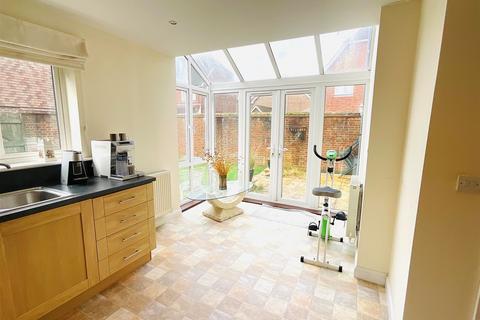 4 bedroom detached house for sale, The Hemsleys, Pease Pottage, Crawley, West Sussex