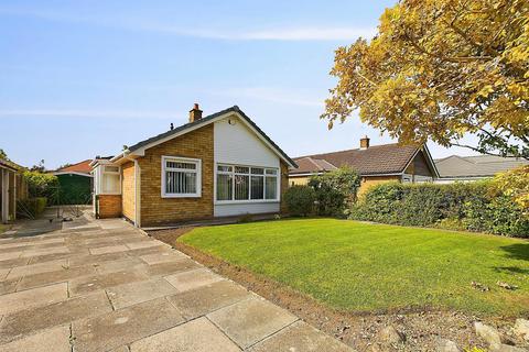 3 bedroom detached bungalow for sale, Tewkesbury Close, Upton-by-Chester, CH2