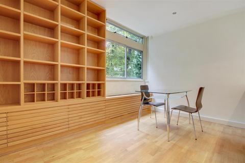 2 bedroom apartment to rent, Oak Hill Park, Hampstead, NW3