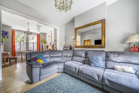 62 Pattenden Road, London, SE6 4NQ