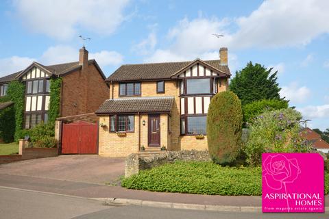 4 bedroom detached house for sale, Burystead Rise, Raunds