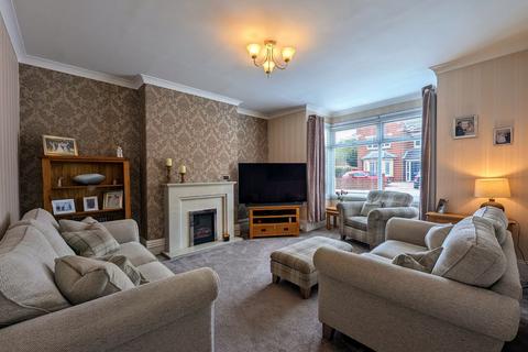 3 bedroom terraced house for sale, Birchington Avenue, South Shields, NE33