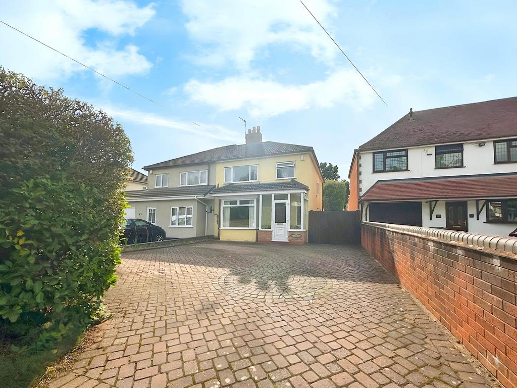 Cannock Road, Wolverhampton WV10 3 bed semidetached house for sale £