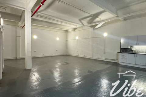 Industrial unit to rent, Fountayne Road, London N15