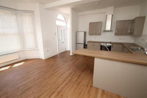 2 bedroom flat to rent, Albion Place, Maidstone ME14