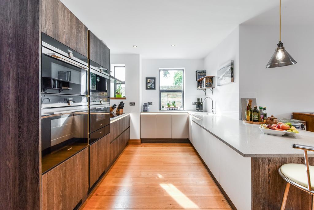 Kitchen area