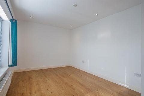 1 bedroom flat to rent, Newport Road, Cardiff CF24