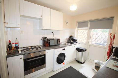 3 bedroom terraced house for sale, Burges Close, Dunstable