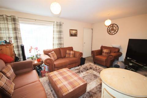 22 Burges Close, Dunstable, LU6 3EU
