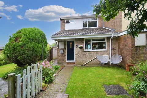 3 bedroom end of terrace house for sale, Maple Close, Shaftesbury