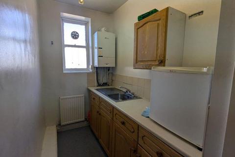 2 bedroom house for sale, 20 High Street, Idle, Bradford