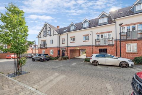 2 bedroom apartment for sale, Grange Road, Chalfont St. Peter, Gerrards Cross, SL9