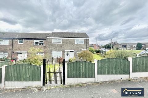 4 bedroom terraced house to rent, Rossefield Grove, Leeds LS13