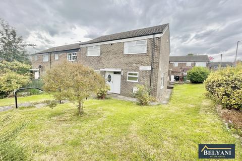 4 bedroom terraced house to rent, Rossefield Grove, Leeds LS13