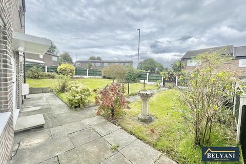 4 bedroom terraced house to rent, Rossefield Grove, Leeds LS13