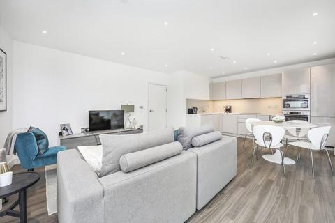 2 bedroom apartment to rent, Pinto Tower, Nine Elms Point