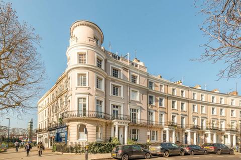 1 bedroom flat to rent, Royal Crescent, Kensington, London, W11