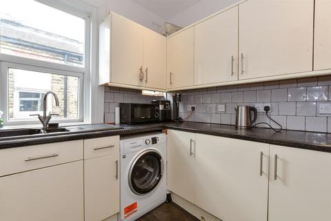 3 bedroom flat for sale, Chingford Road, Walthamstow