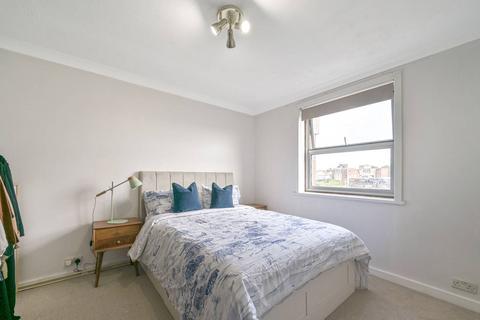 2 bedroom flat for sale, Woolmead Avenue, Hendon, London, NW9