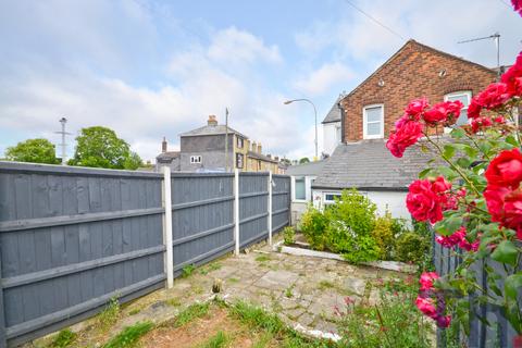 2 bedroom end of terrace house for sale, Newport PO30