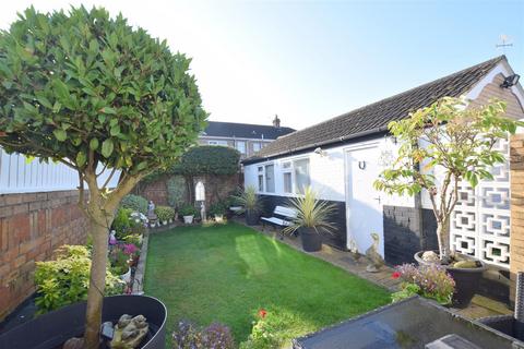 14 Central Parade, Grimsby, DN34 4HF