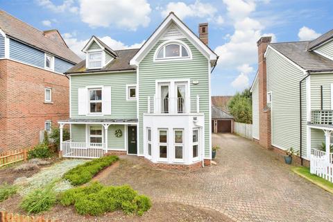 5 bedroom detached house for sale, The Lakes, Larkfield, Kent