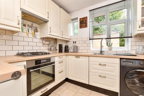 2 bedroom ground floor flat for sale, Wandle Court Gardens, Beddington, Surrey