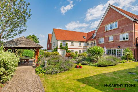 1 bedroom apartment for sale, Cornmantle Court, Parsonage Barn Lane, Ringwood, Hampshire, BH24  1WJ