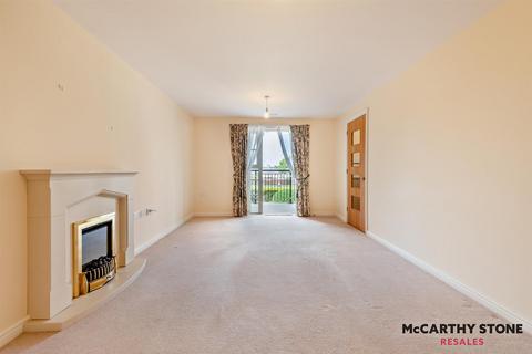 1 bedroom apartment for sale, Cornmantle Court, Parsonage Barn Lane, Ringwood, Hampshire, BH24  1WJ