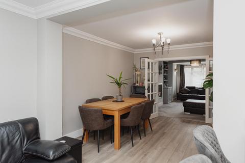 28 Darcy Road, Ashtead, KT21 1SL