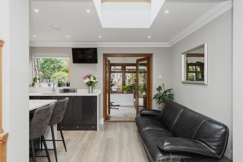 28 Darcy Road, Ashtead, KT21 1SL