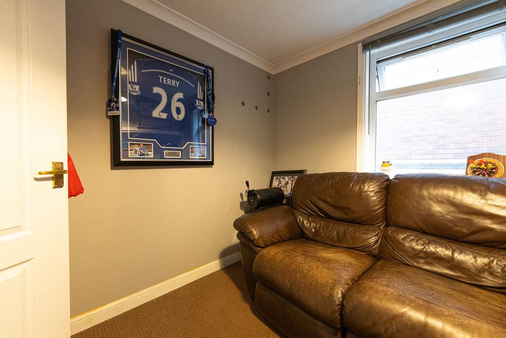 Office Space/Bed 4
