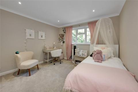 27 Clive Road, Esher, KT10 8PS
