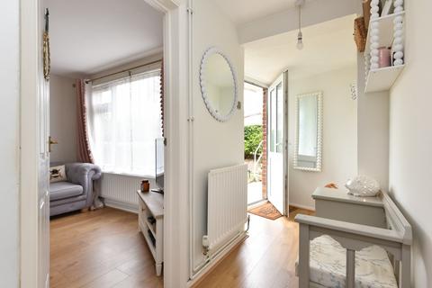 2 bedroom end of terrace house for sale, Fulbert Road, Dover