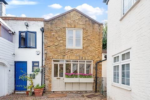 Maryon Mews, Hampstead NW3