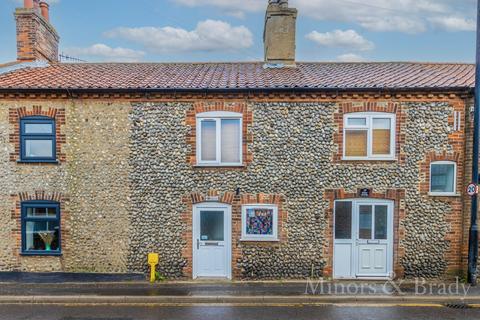 3 bedroom terraced house for sale, High Street, East Runton