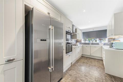 89 Bascombe Grove, Crayford, Dartford, DA1 3RH