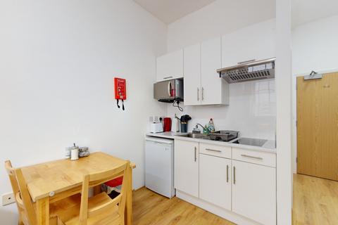 Studio to rent, 3-5 Thane Villas, Finsbury Park, Greater London, N7