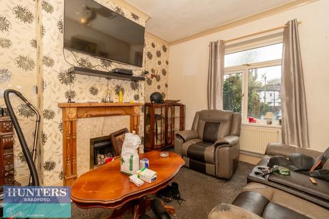 3 bedroom terraced house for sale, John Street, Holme Lane Tong, Bradford, West Yorkshire, BD4 0PS - SR