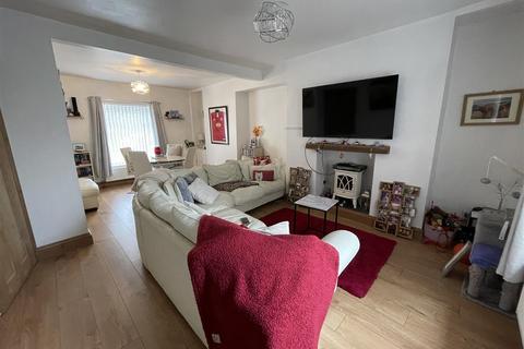 2 bedroom terraced house for sale, Old Castle Road, Llanelli